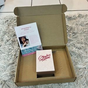 Brand new Strawberry Moon perfume by Snif